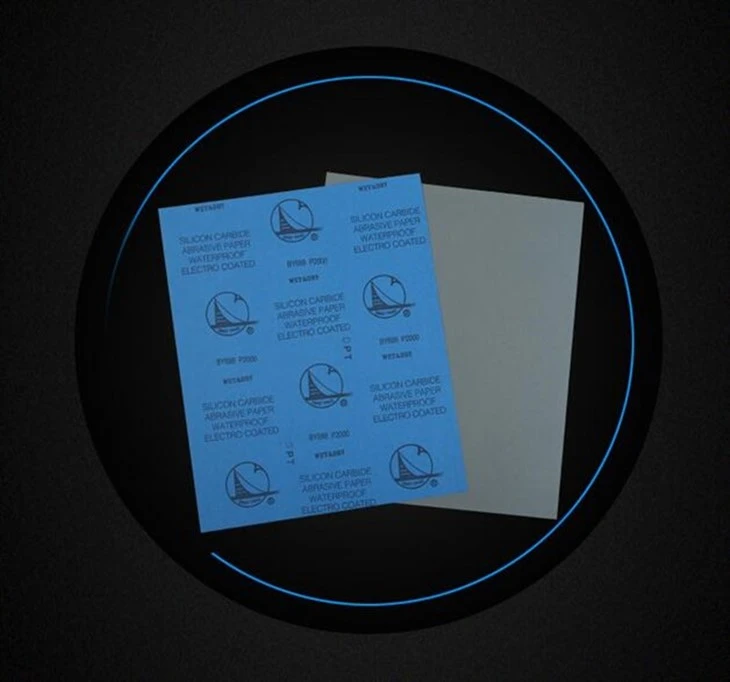 Lätt sandpapper